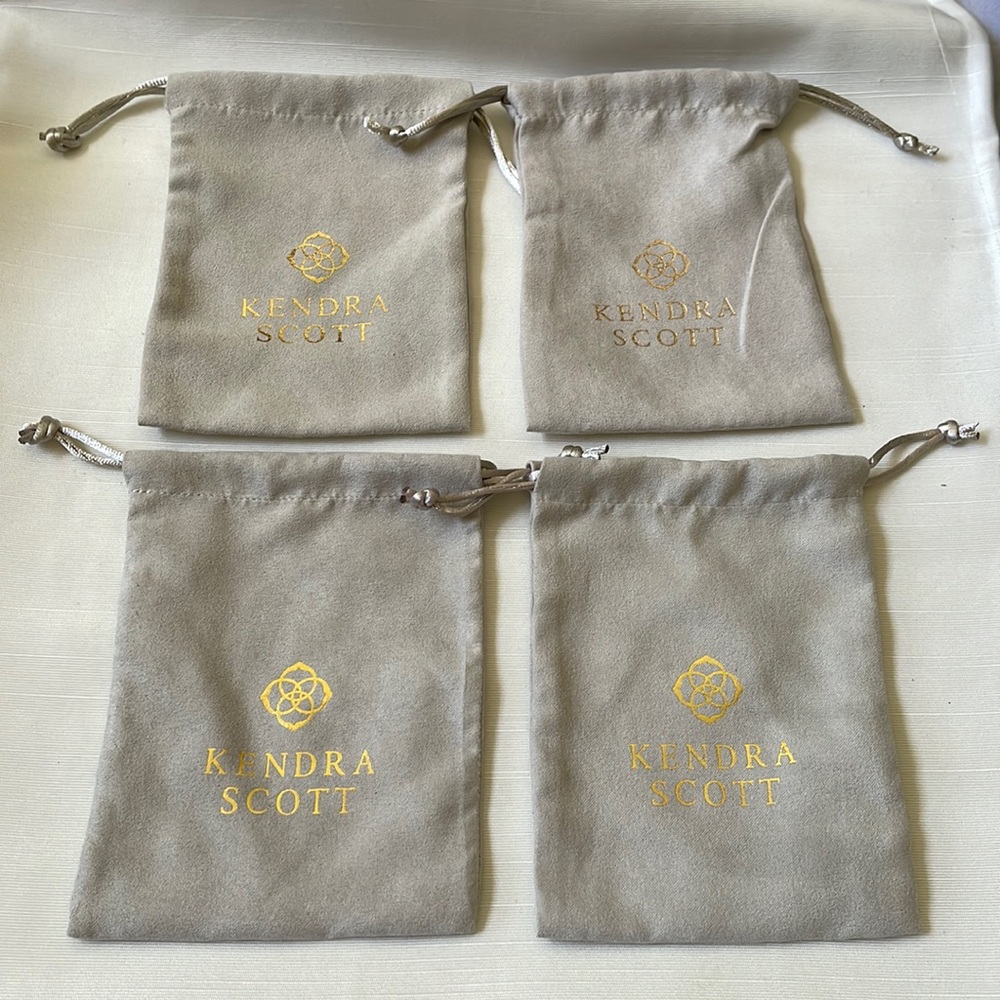 KENDRA SCOTT 5.5”x4.25” SOFT JEWELRY DRAWSTRING POUCH BAG LIT OF 4